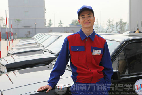 微笑在我心，湖南萬通汽車學校最美笑臉活動征集中