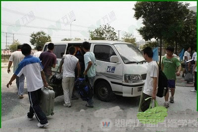 湖南萬通汽車學(xué)校，廣州就業(yè)