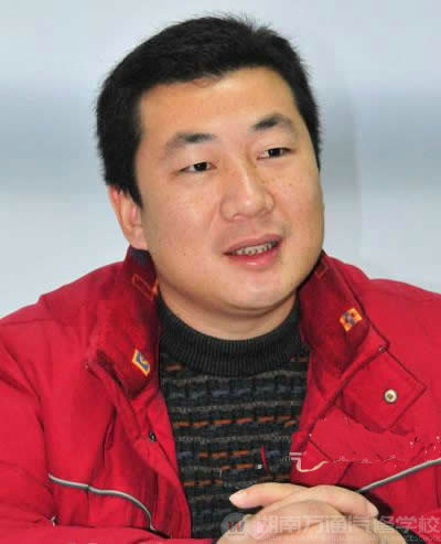 3000公里就業(yè)回訪，感受新華學(xué)子卓越風(fēng)采