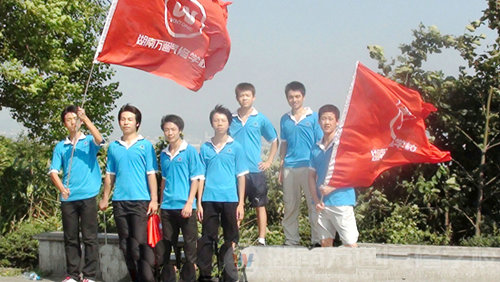 湖南萬(wàn)通汽車學(xué)校，暑期訓(xùn)練營(yíng)活動(dòng)