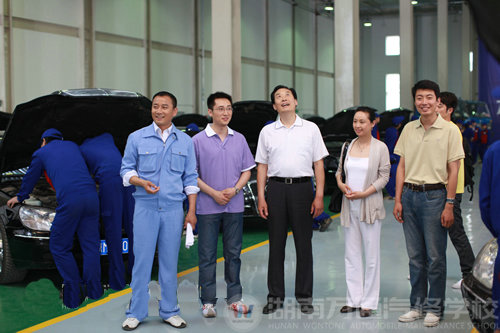 權(quán)威調(diào)查：汽修行業(yè)，黃金行業(yè)，高薪職業(yè)