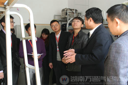 葛校長提出意見