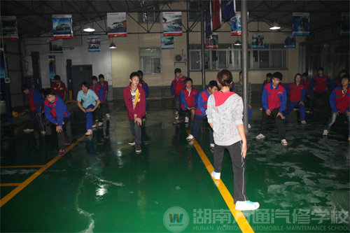萬(wàn)通武術(shù)班