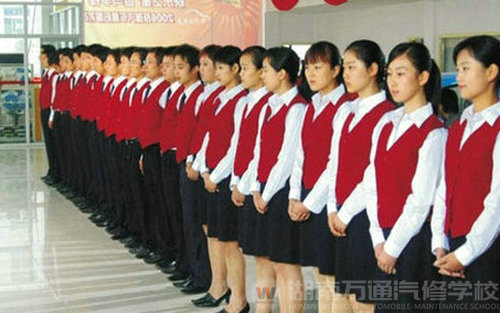 選學(xué)校看什么：定向培養(yǎng) 推薦上崗更安心