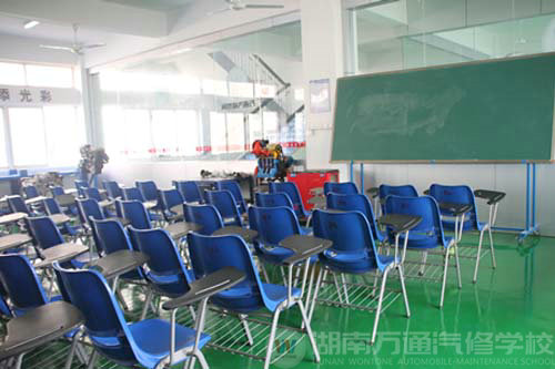 選擇汽修職業(yè)學校，一定要選最好的