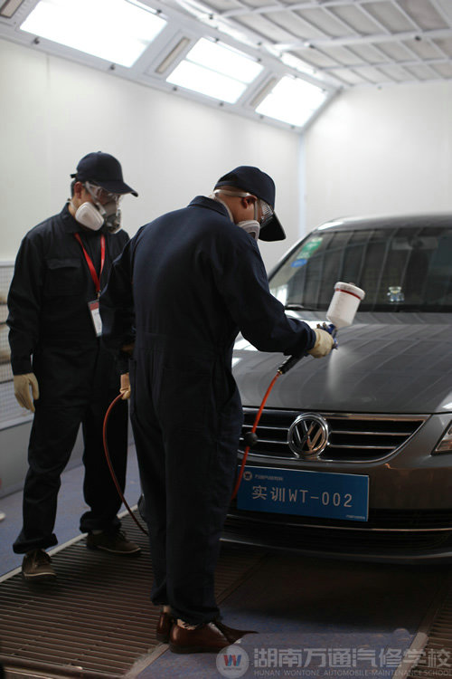 汽車美容學(xué)校哪家好？