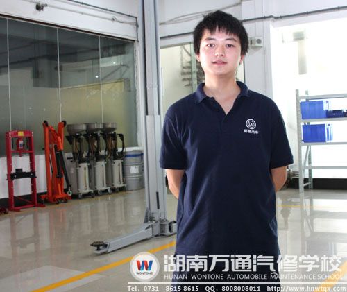 湖南萬通學子曹令科
