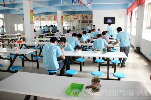 湖南萬通食堂一角