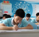 不一樣的學(xué)生一樣的愛(ài) 湖南萬(wàn)通關(guān)懷學(xué)生始終如一