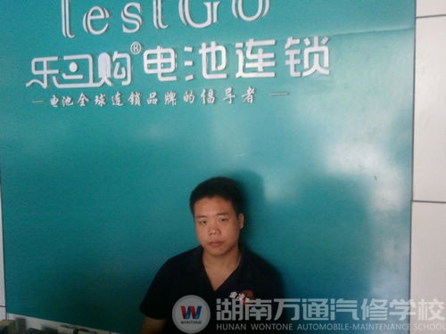 “創(chuàng)業(yè)之星”參選畢業(yè)生呂攀