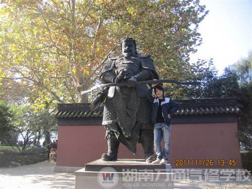 創(chuàng)業(yè)之星李政