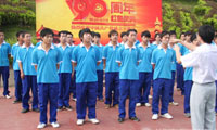萬通唱響紅歌會