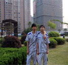 新生采訪:兄弟倆一起學(xué)汽修，只為創(chuàng)業(yè)夢(mèng)