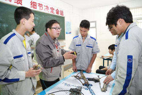 萬通老師夏云峰:學(xué)習(xí)中會留下你的足跡