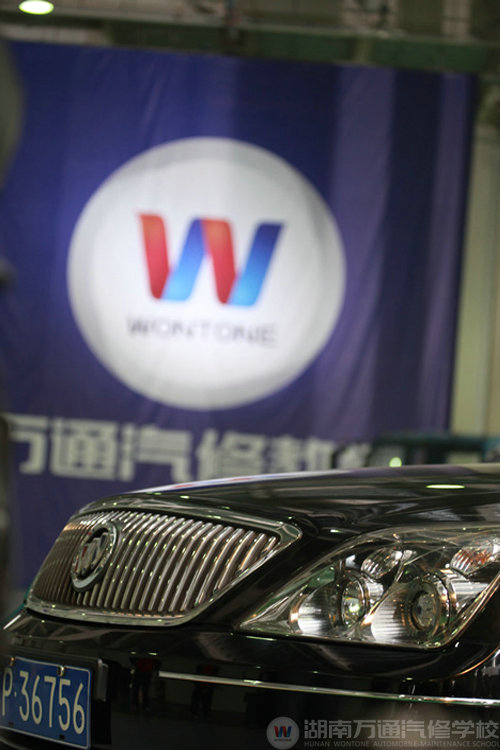 湖南萬通汽修學(xué)校，汽車維修行業(yè)