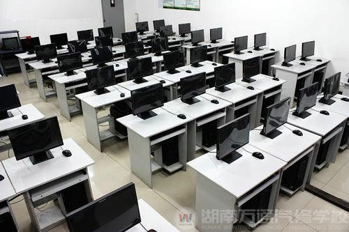 萬通汽修學(xué)校杰出校友