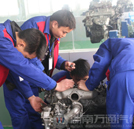 乘汽車產業(yè)振興東風 做千金難求汽修人才