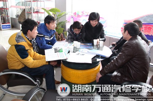 學(xué)生與家長(zhǎng)對(duì)萬(wàn)通十分認(rèn)可
