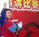 招聘會(huì)面面觀：積極推進(jìn)校企合作 搭建學(xué)生與企業(yè)溝通的橋梁