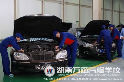 萬(wàn)通竭盡所能，無(wú)論學(xué)生學(xué)習(xí)哪個(gè)專業(yè)，都能確保他們?cè)谝?guī)定的學(xué)年內(nèi)掌握真正的技能