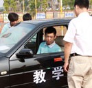 技多不壓身 湖南萬通學(xué)子接受免費駕駛培訓(xùn)