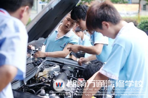 同學(xué)們互相討論遇到的問題