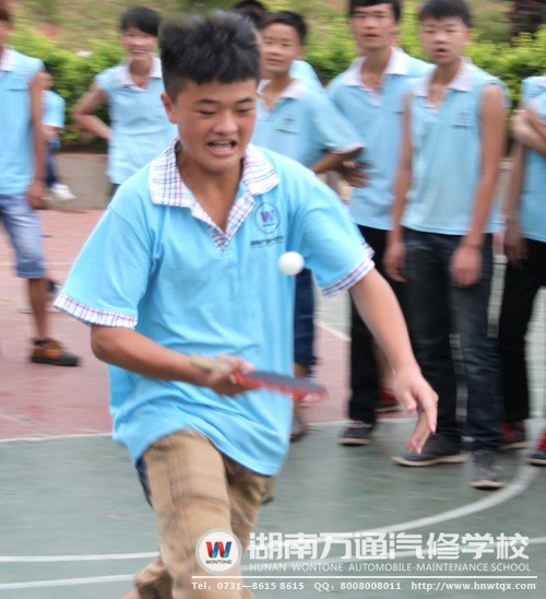 這位同學(xué)托球很給力！