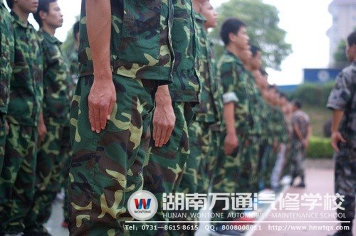 嚴(yán)謹(jǐn)如一，將姿勢(shì)做到最好！