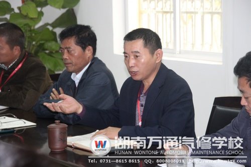 潘助理與陳書記分別提出了提出了教學(xué)質(zhì)量季活動實施的目標(biāo)