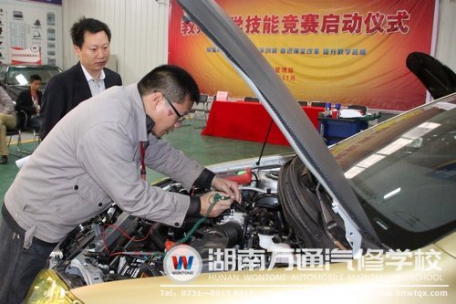 此次競賽，讓知名車企技術總監(jiān)再次見證湖南萬通專業(yè)老師的精湛技藝