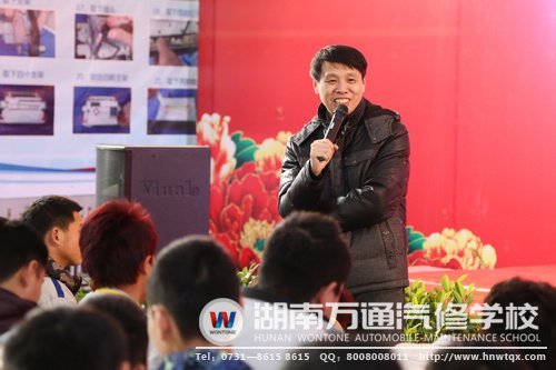 朱教授幽默風(fēng)趣的話語(yǔ)令人耳目一新