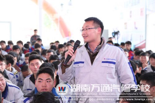 學子與朱教授交流