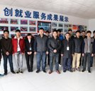 企業(yè)納才心切 湖南愛晚汽車派車入校接學(xué)子入職