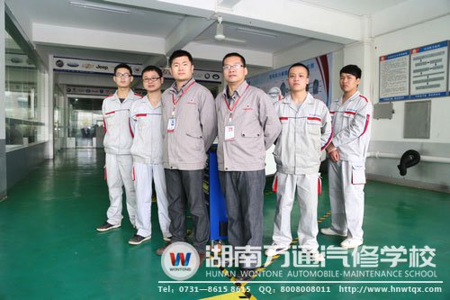 湖南萬通汽車改裝小組——響箭隊