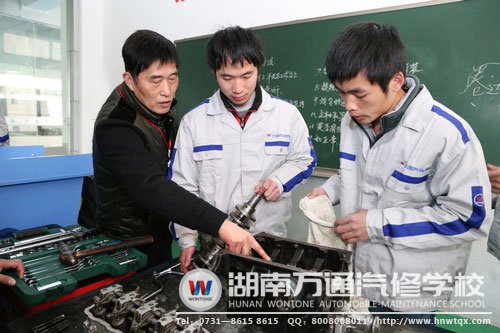 只要學(xué)習(xí)態(tài)度端正，學(xué)子們都能在老師的教導(dǎo)下成才