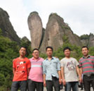 崀山之旅偶邂畢業(yè)學(xué)子  師生情誼深厚綿長(zhǎng)