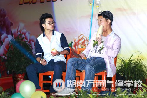 《診所風(fēng)波》，同學(xué)們的肢體語言是不是很豐富呢？