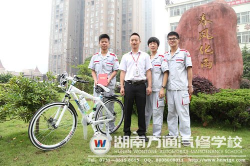 再接再厲，爭取在總決賽中勇得桂冠！