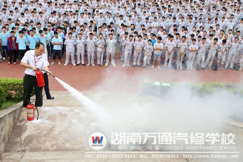 正確使用消火栓，才可滅火