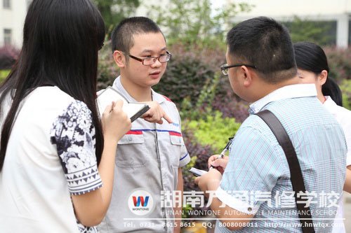 改裝車成員接受瀟湘晨報(bào)記者