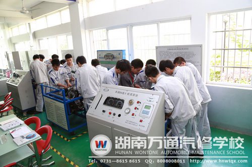 實訓課程多，為就業(yè)打下基礎