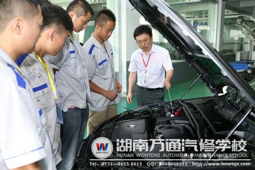 寶馬車實(shí)訓(xùn)，名師指導(dǎo)，就業(yè)當(dāng)然去汽車名企