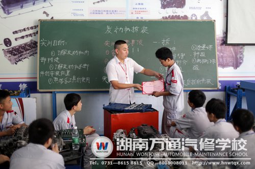 王飄表現(xiàn)優(yōu)秀，獲獎勵