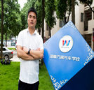 嚴(yán)中有慈，亦師亦友——陳文