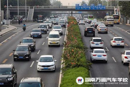 盤點(diǎn)！汽車美容行業(yè)創(chuàng)業(yè)成功指數(shù)最高的六大項(xiàng)目！
