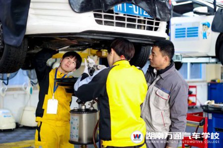 想掌握一門汽車技術(shù)，需要學多久？