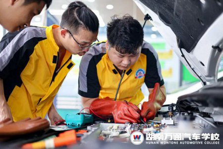 成年人，可以學新能源汽車技術嗎？有優(yōu)勢嗎？