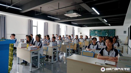 單招,高中生考大學(xué)的捷徑!單招有哪些優(yōu)勢(shì)?哪類(lèi)學(xué)生適合單招